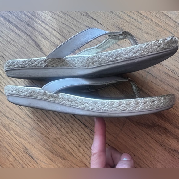 Womens Tommy Bahamas boat floating sandals flip flops white and gold sz 7 - Picture 8 of 9